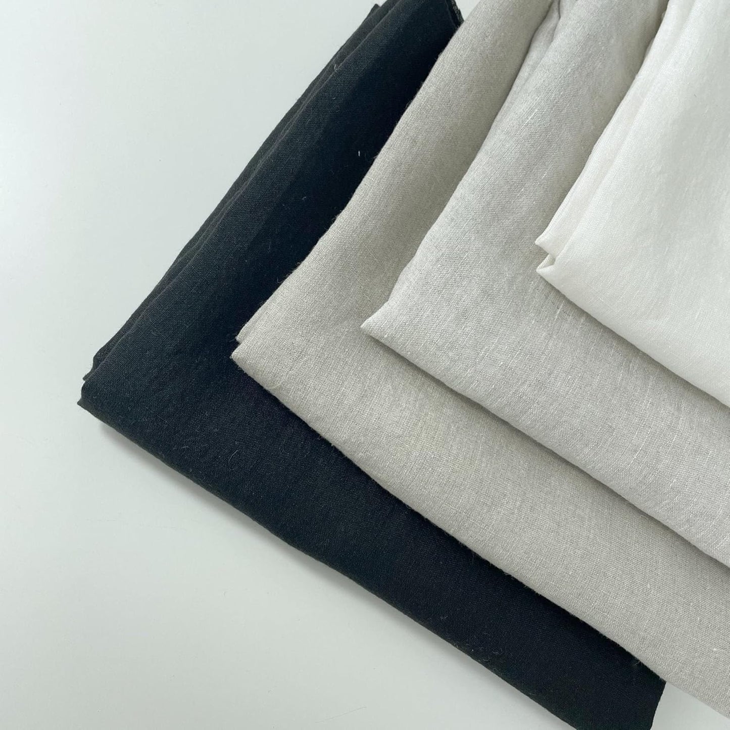 Black Lightweight High Twisted Linen Fabric | Versatile & Durable Material for Stylish Creations - Ideal for Sewing & Home Decor