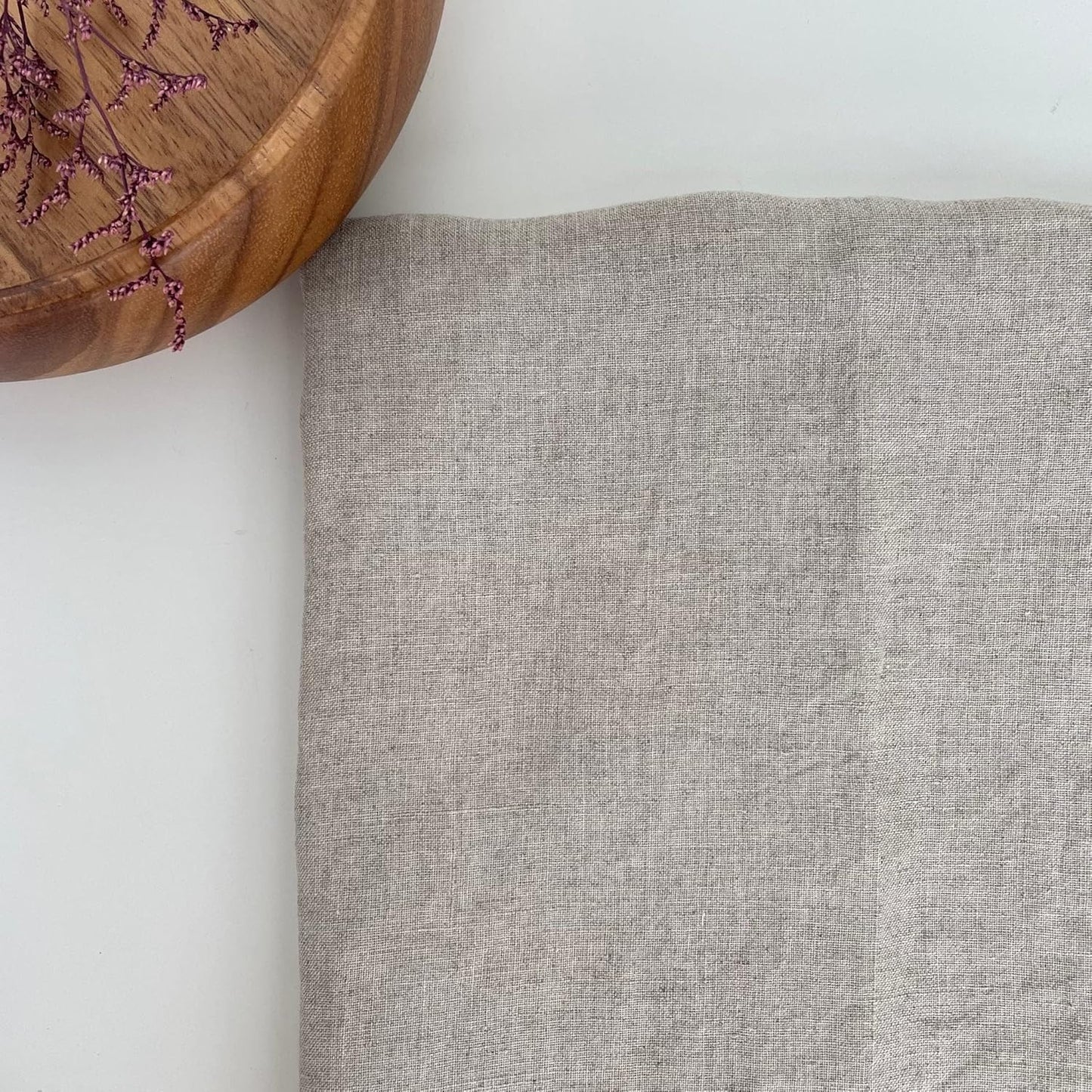 Black Lightweight High Twisted Linen Fabric | Versatile & Durable Material for Stylish Creations - Ideal for Sewing & Home Decor